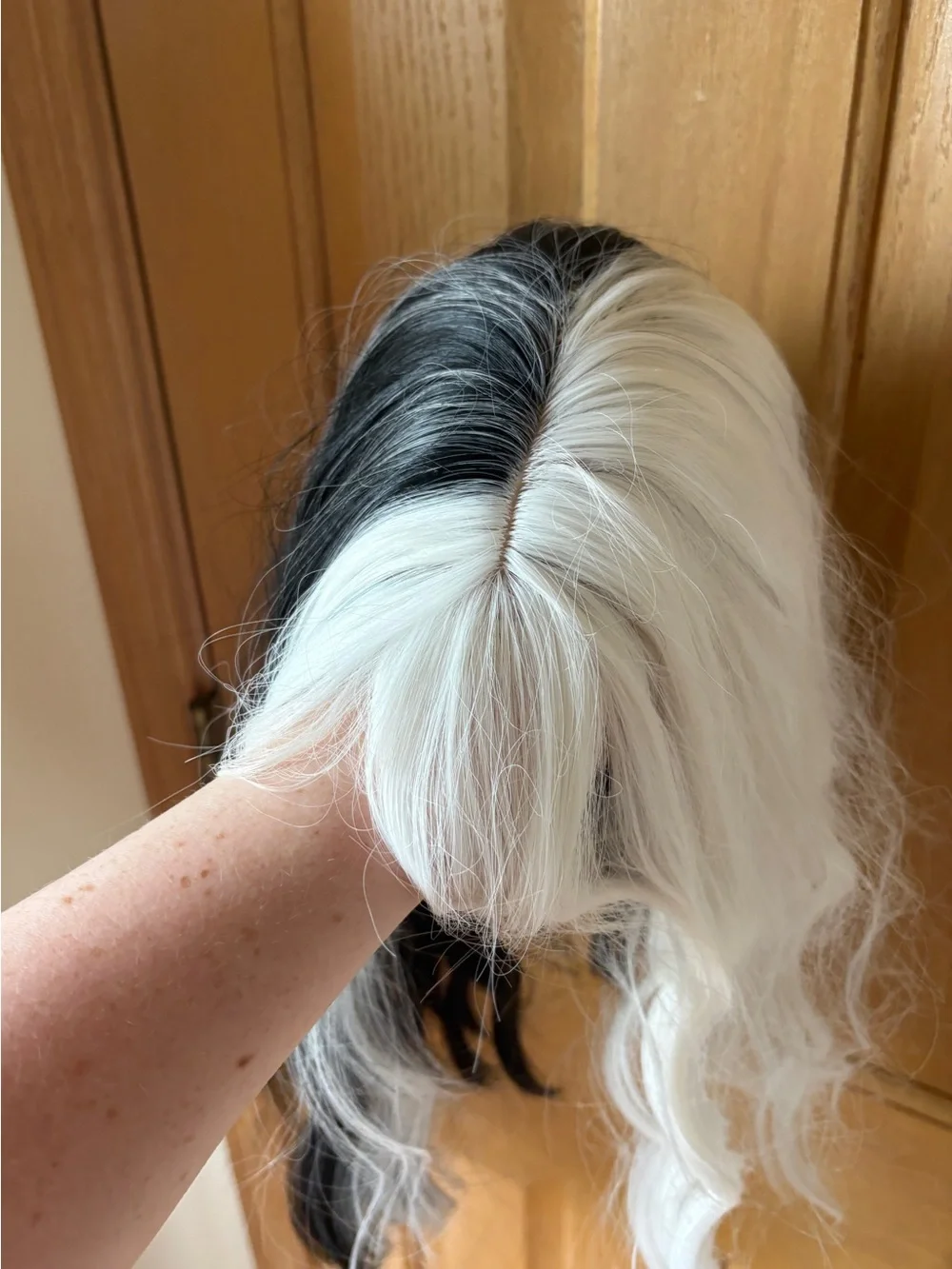 🤍Cruella wig🤍 perfect for Halloween outfit